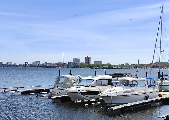 Waterfront - - Free Parking アパート Nørresundby